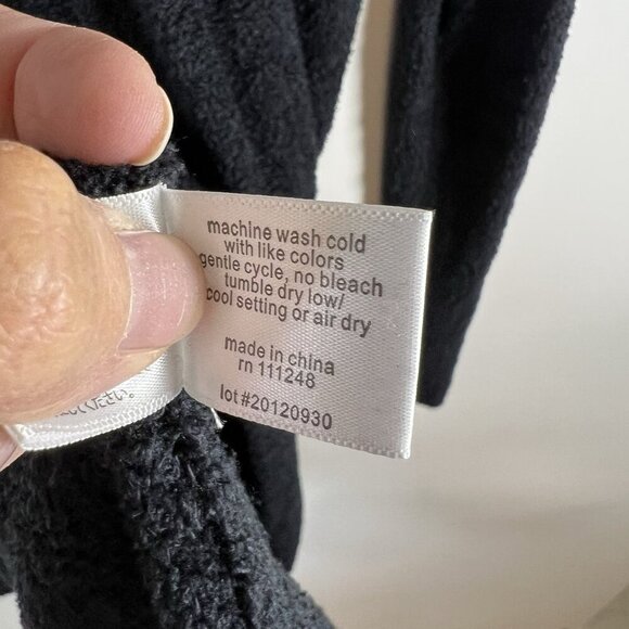 Barefoot Dreams CozyChic Lite Island Wrap Black Women’s Size S/M Cozy Soft - Picture 8 of 10